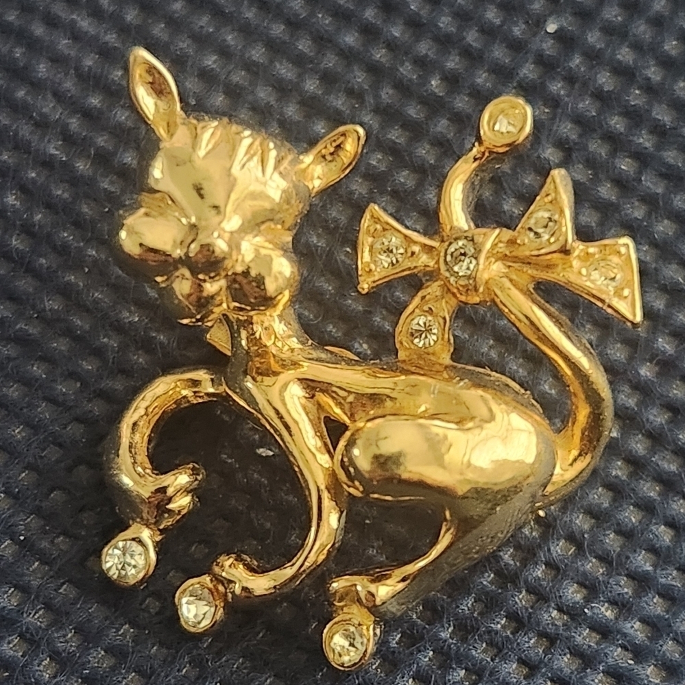 Vintage Castlecliff Gold Kitty Cat Jeweled Rhinestone Brooch Pin